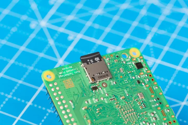 Storage card inserted into an edge computer board